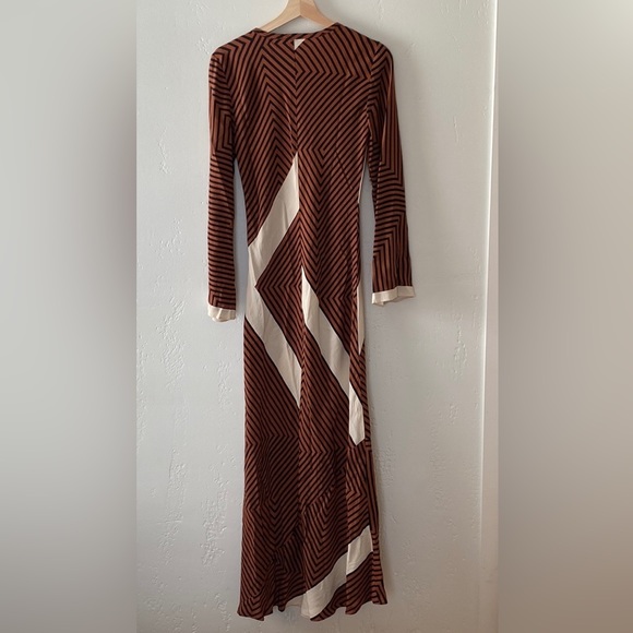 NEW Zara Blogger Favorite Geometric Print Maxi Dress - Picture 3 of 12